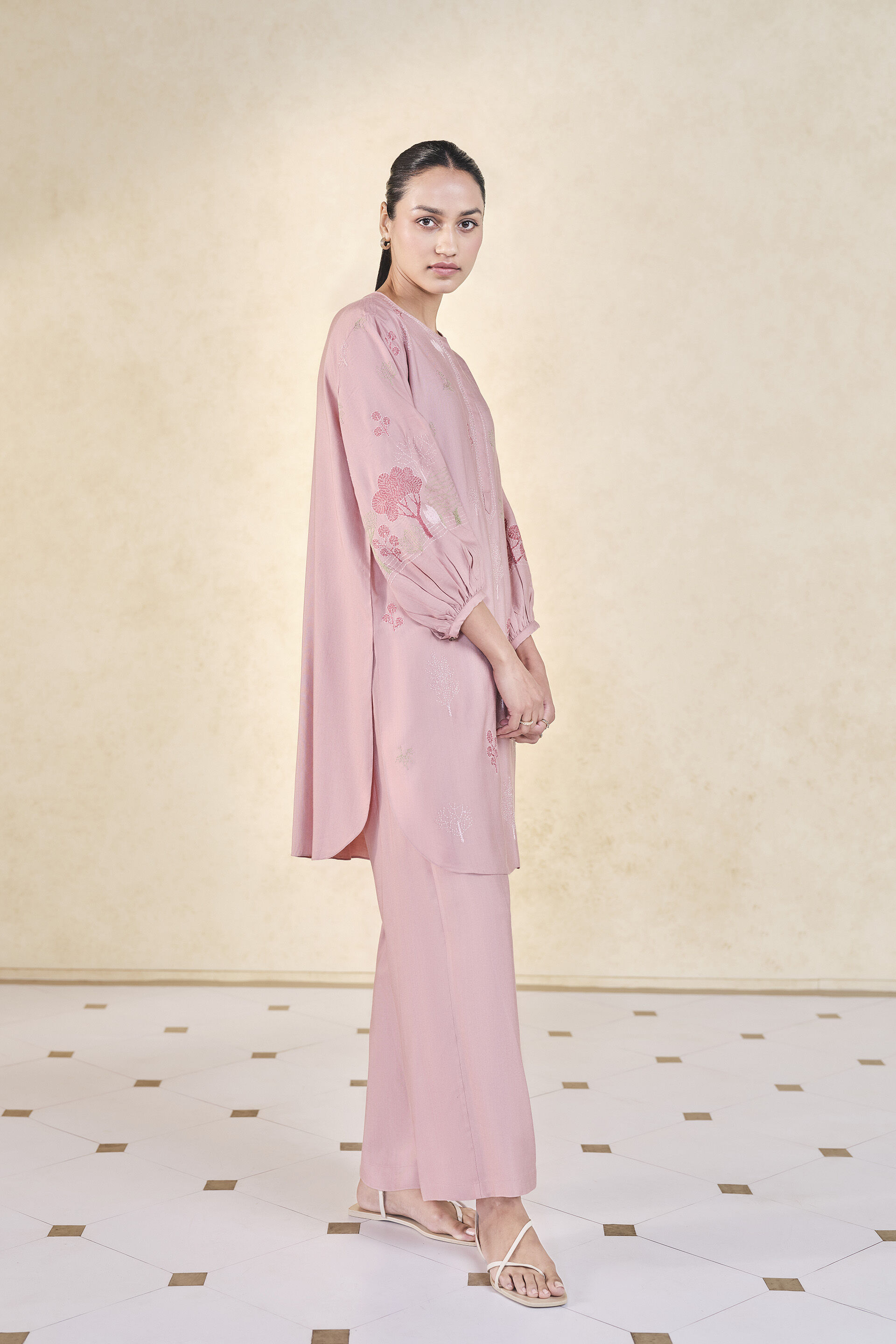 Dream Hand-embroidered Kantha Co-ord - Blush, Blush, image 3